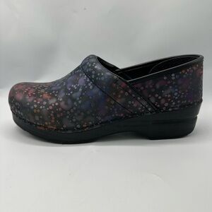 Dansko Tooled Leather EU 39 US 8.5 9 Multi Color Leather Comfort Clogs Nurse